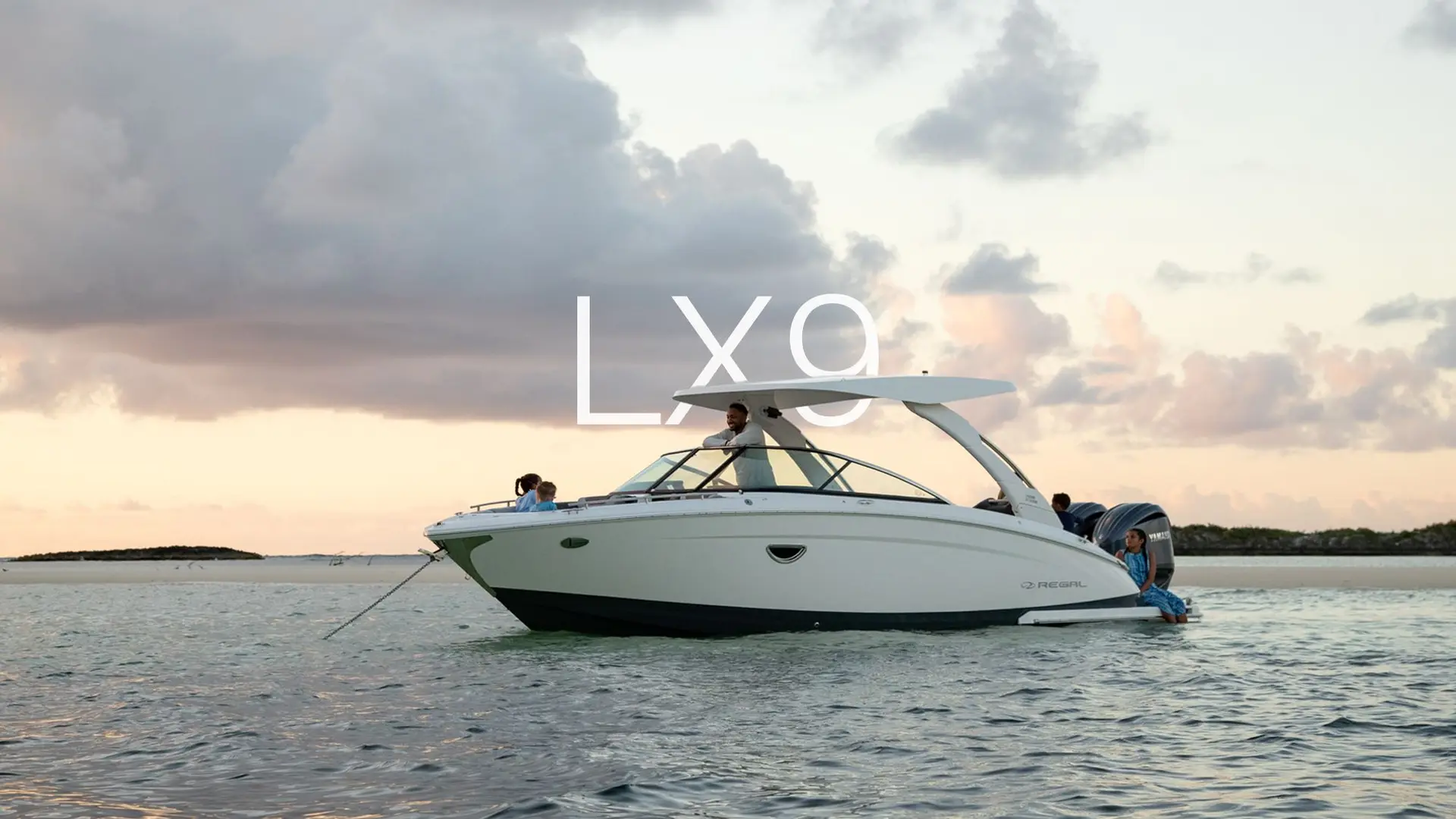 Regal LX9 underway