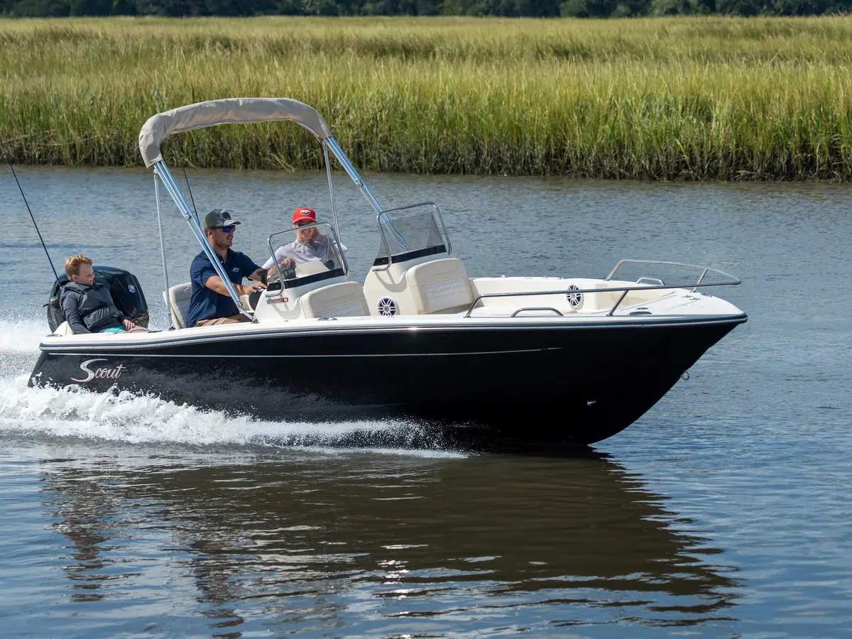 Scout 188 Sport Dorado